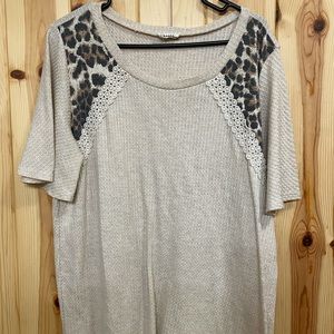 BiBi boutique top tunic t